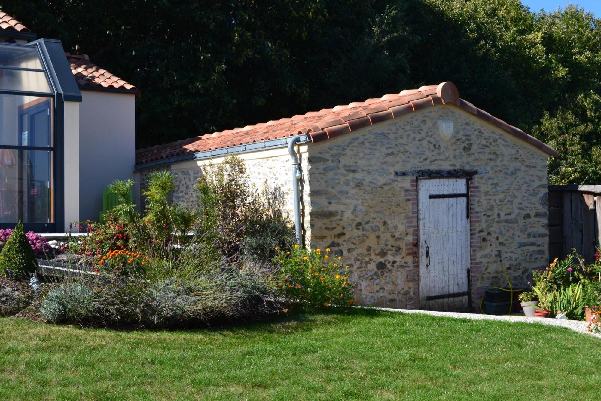 Gites De La Bibudiere Le Boupere Exterior photo
